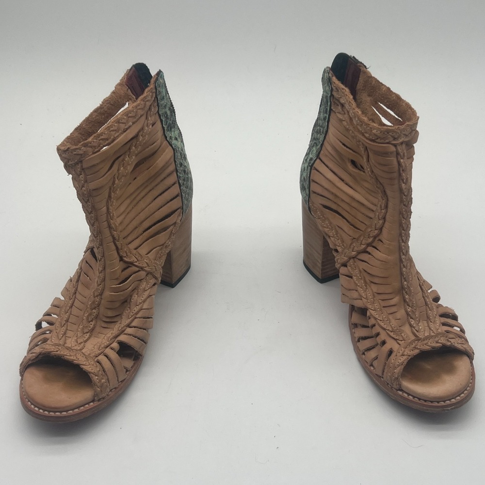 Freebird By Steven Bela Snake Print Leather Gladiator Heeled Sandals Size 9